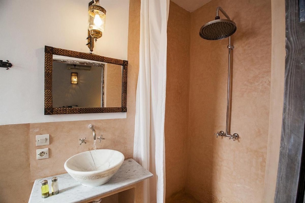 Room image 5